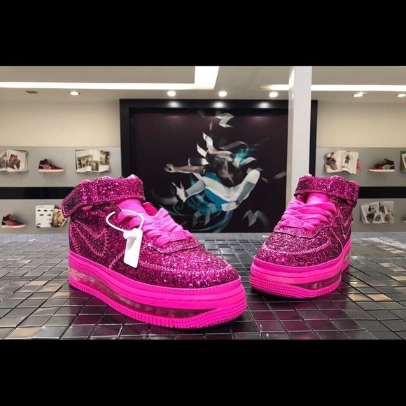 Women’s Nike Air Force’s - Picture 5 of 8